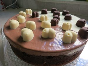 עוגת בלק אנד וייט - מתכון מקורי דינה דיש