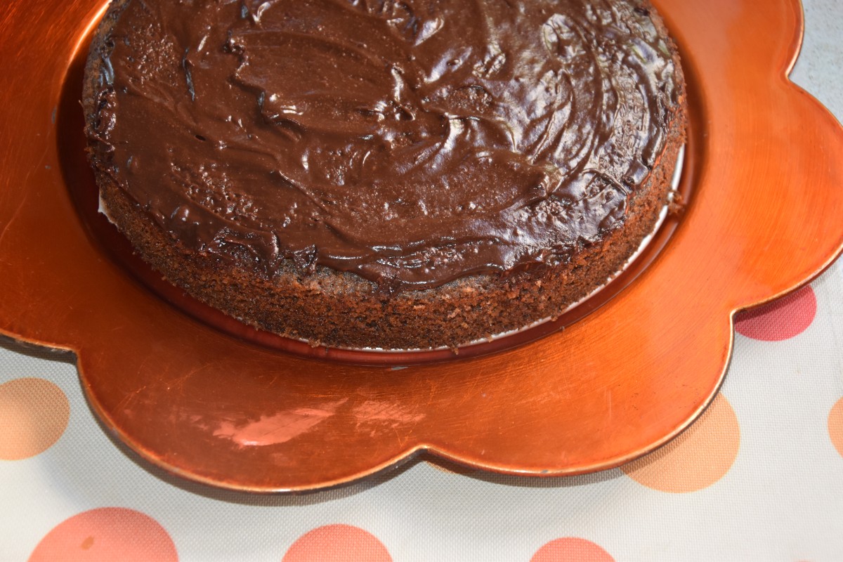 עוגת פרג שוקולד - פרווה - דינה דיש